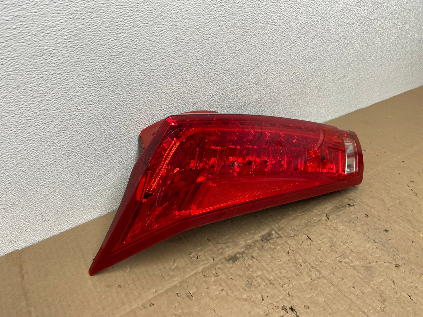 2010 to 2016 Cadillac Srx Left Driver Lh Side Tail Light OEM AB8585LK2