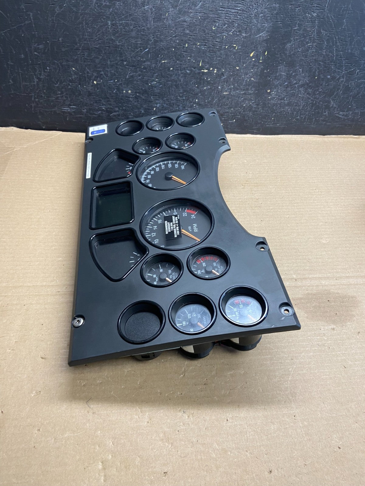 2009 to 2017 Mack CXU613 GU713 Instrument Gauge Cluster A2C53090404 AH13331
