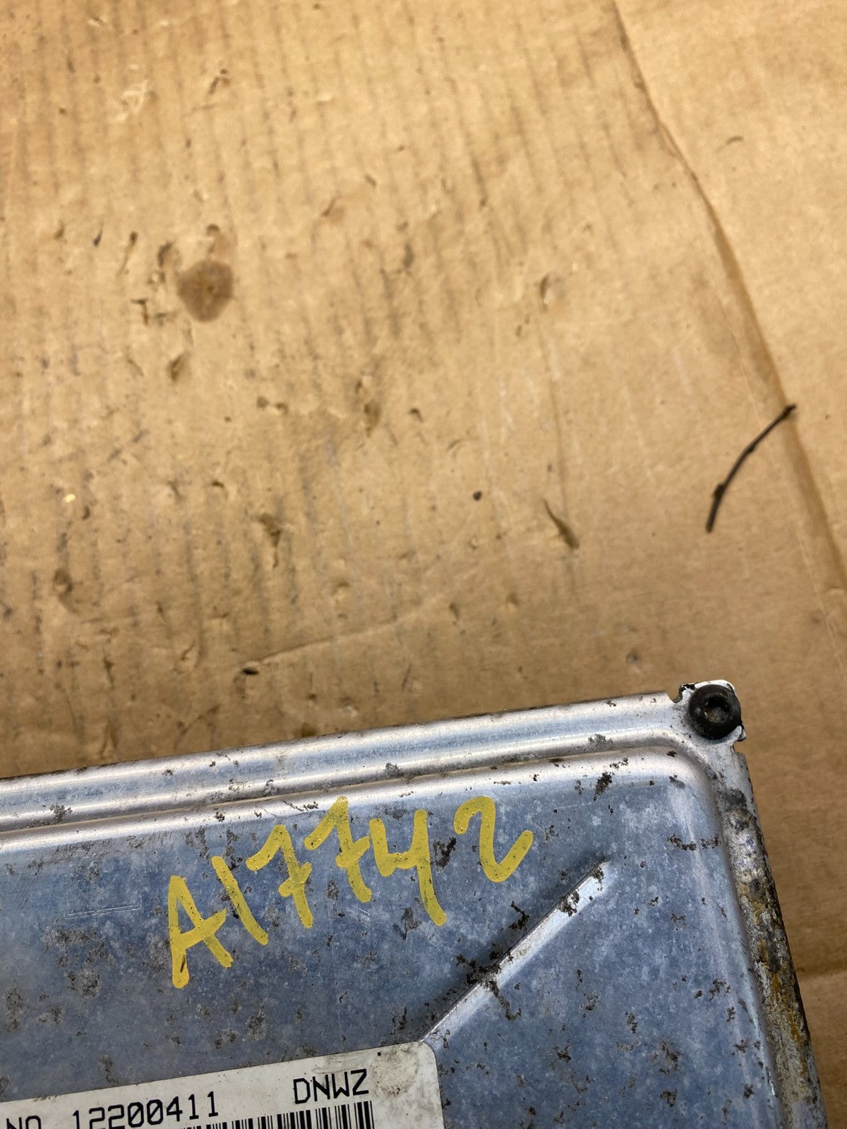 2001-2002 Silverado Tahoe Engine Computer Module 12200411 ECM ECU ai7742 DG3