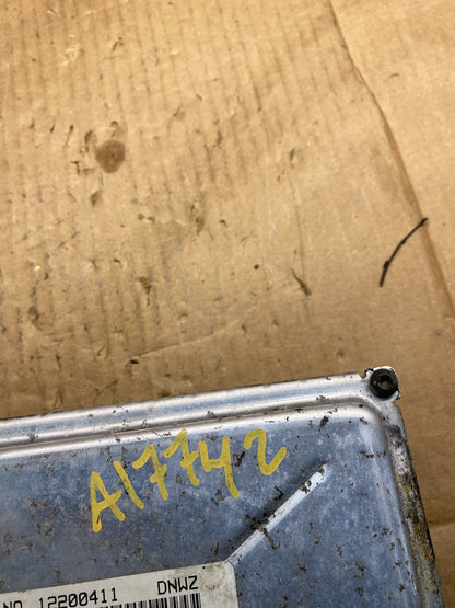2001-2002 Silverado Tahoe Engine Computer Module 12200411 ECM ECU ai7742 DG3