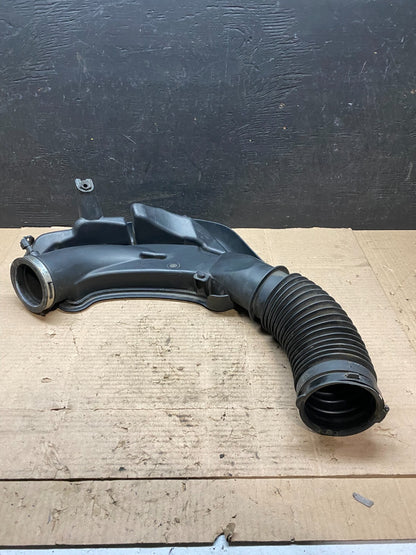 2011 to 2018 Chrysler 300 3.6L Air Intake Duct Tube Cleaner OEM G81603
