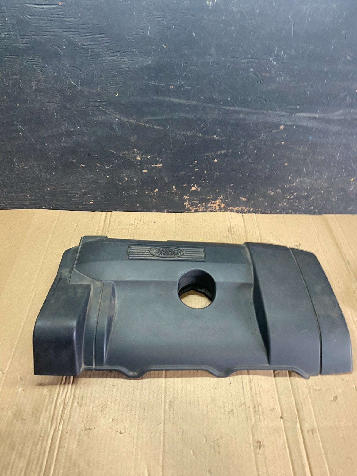 2008 - 2012 Land Rover LR2 3.2L Engine Motor Top Cover Trim Panel s5998 DG1