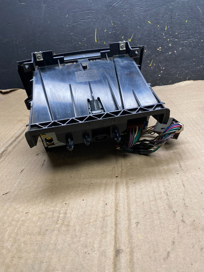 2009 Freightliner Sprinter CD PLAYER Equipment Radio PANASONIC CQ5101U X2054 PS4