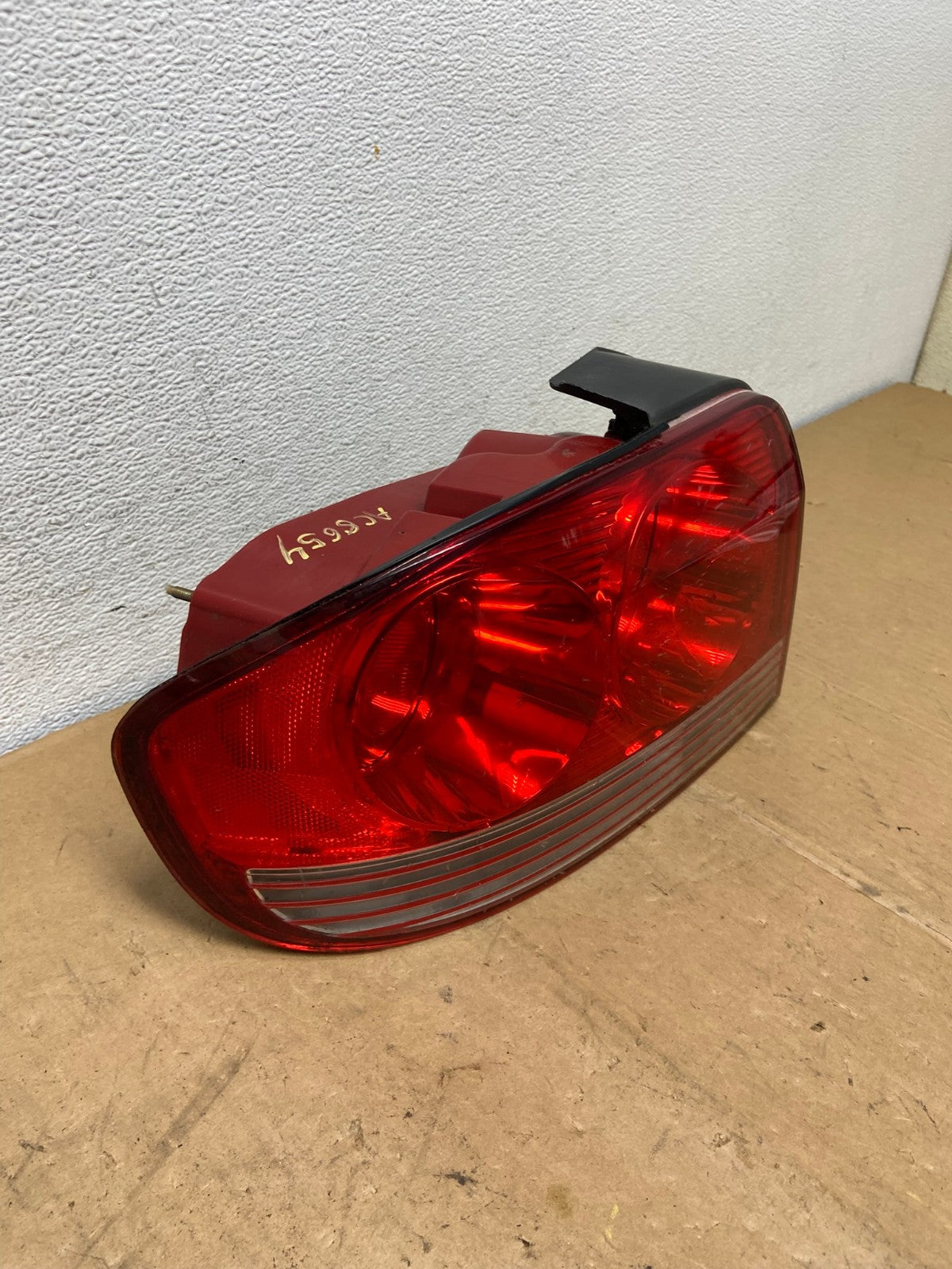 2002 to 2005 Hyundai Sonata Left Driver Lh Side Tail Light AC8654 LK2