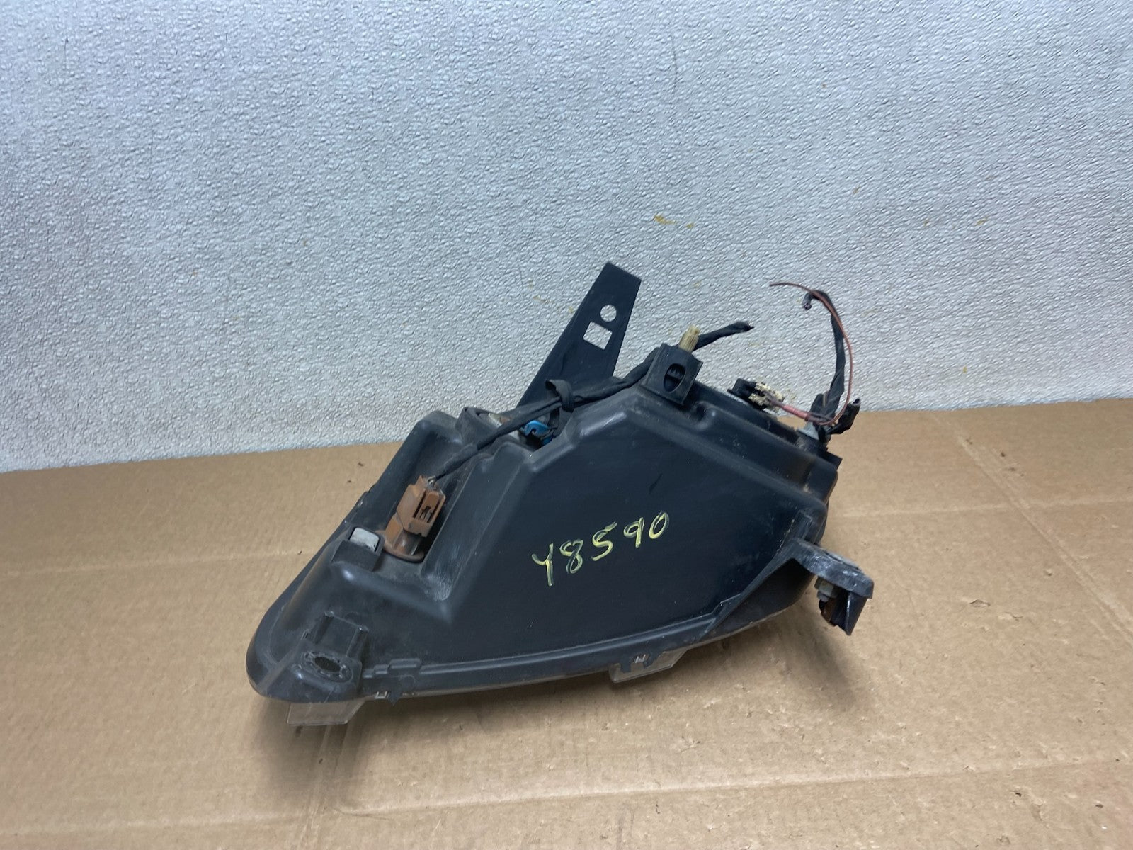 2011-2013 Jeep Grand Cherokee Right Passenger Halogen Headlight Y8590 DG7
