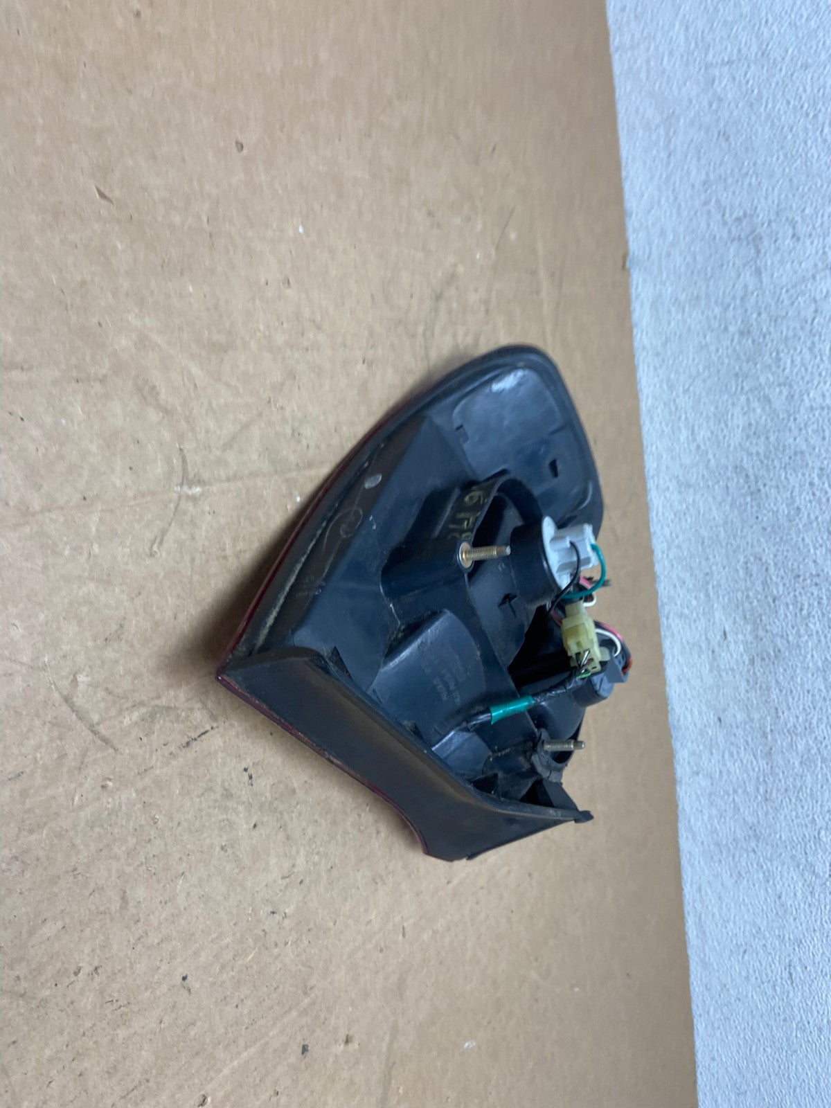 2000 to 2004 Subaru Legacy Right Passenger Rh Side Tail Light AD6178 LK4