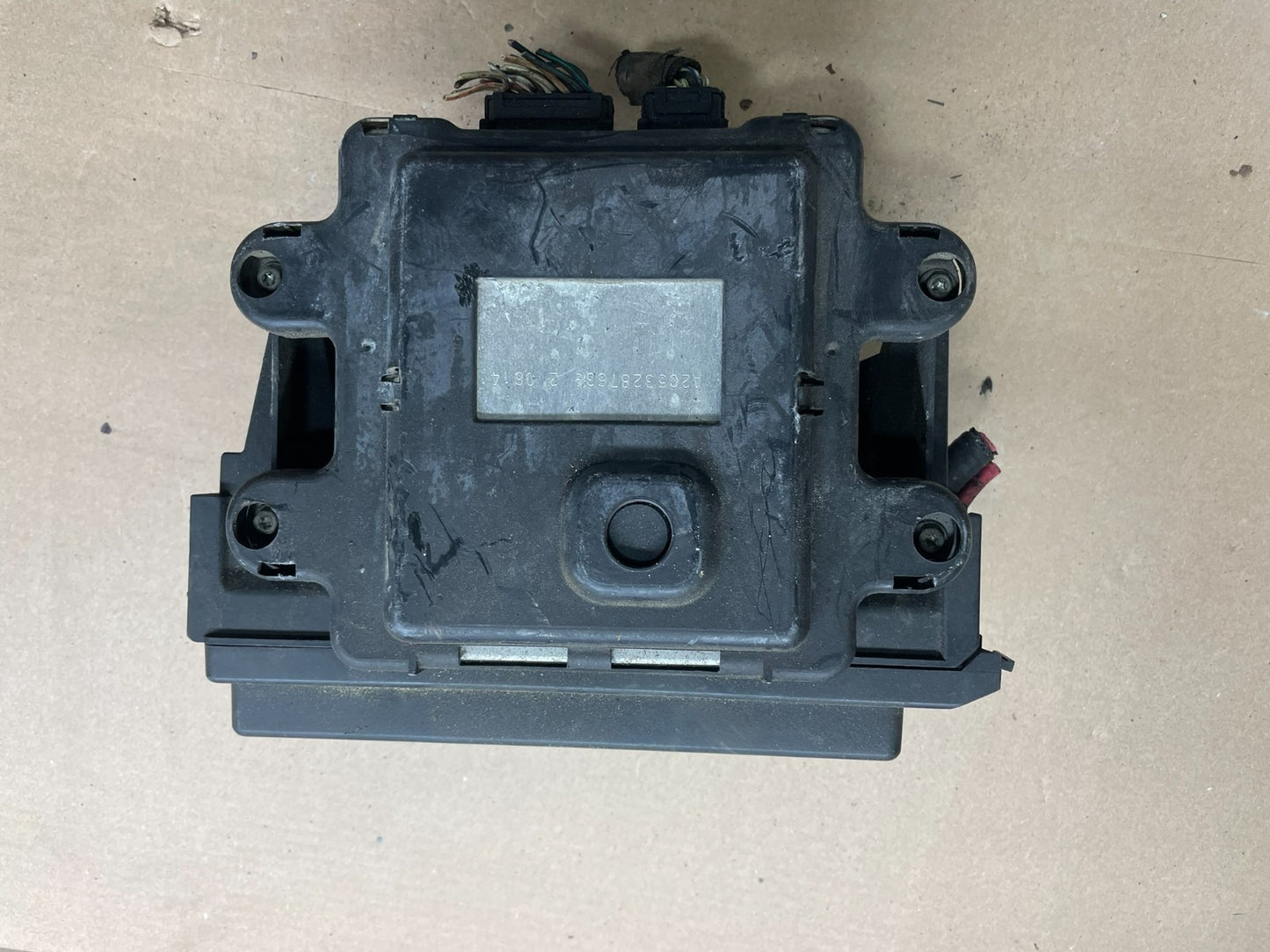 2005 Jeep Grand Cherokee Fuse Box BCM Body Control Module Oem P4821 DG2