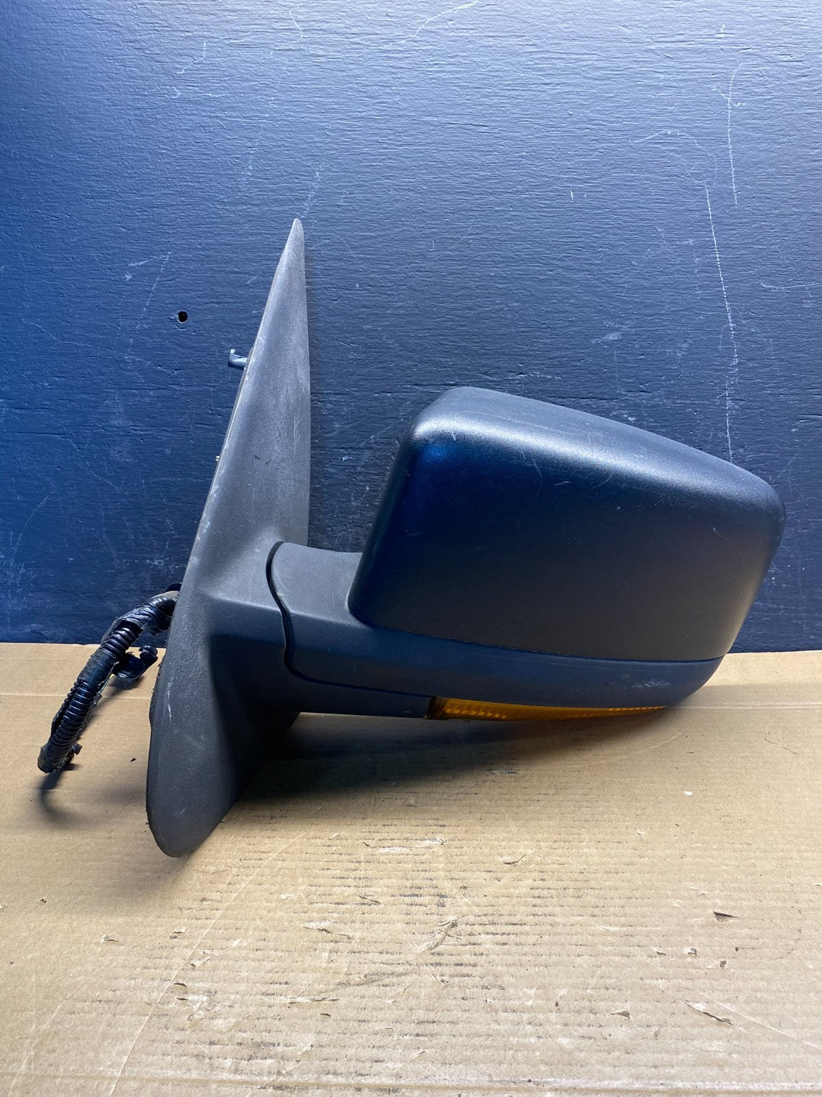 2003-2006 Ford Expedition Left Driver LH Turn View Door Heated Mirror AD6658 DW0