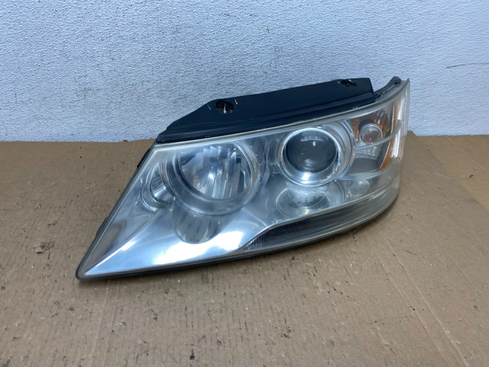 2009 - 2010 Hyundai Sonata Left Driver LH Side Headlight Halogen AD8186 DW2