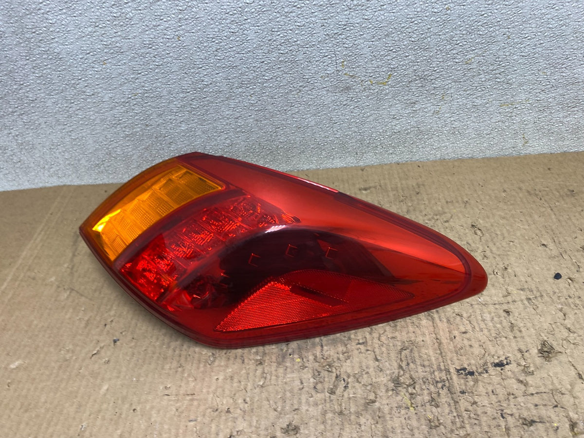 2009 2010 Nissan Murano Right Passenger Rh Side Tail Light W7797 DW1