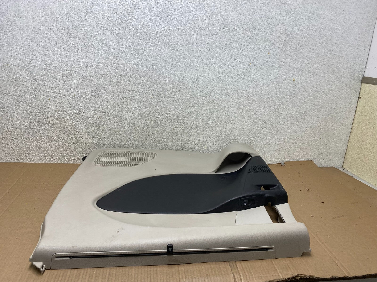 2017 to 2018 Chrysler Pacifica Rear Right Sliding Door Panel G6747 PS5