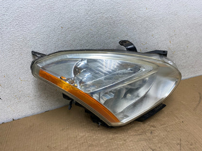 2009-2013 Nissan Rogue Right Passenger Halogen Headlight AI8202 DW2