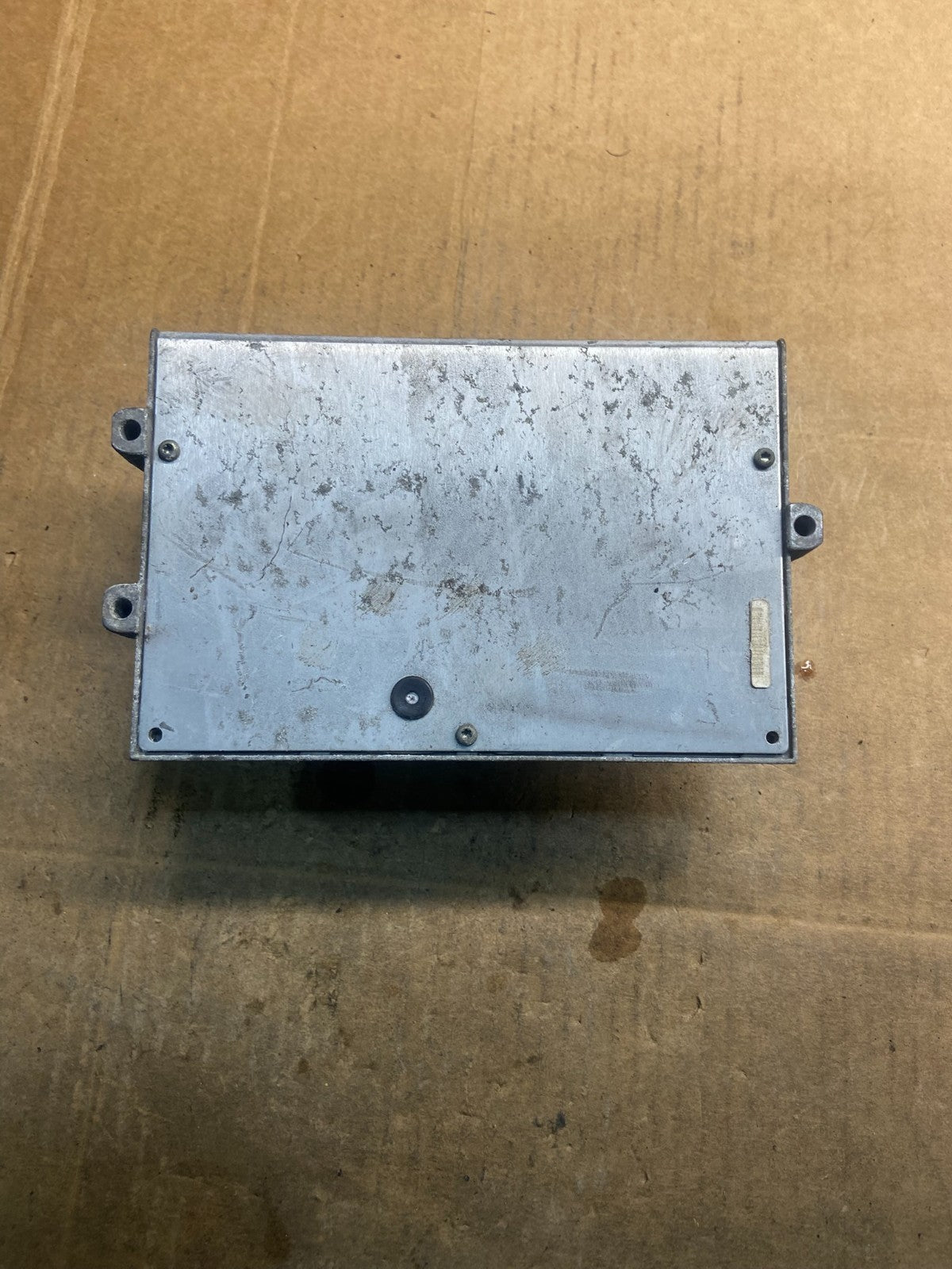 2003 Dodge Durango 4.7L  Engine Computer Module ECU p56040501ad y4065 DG2