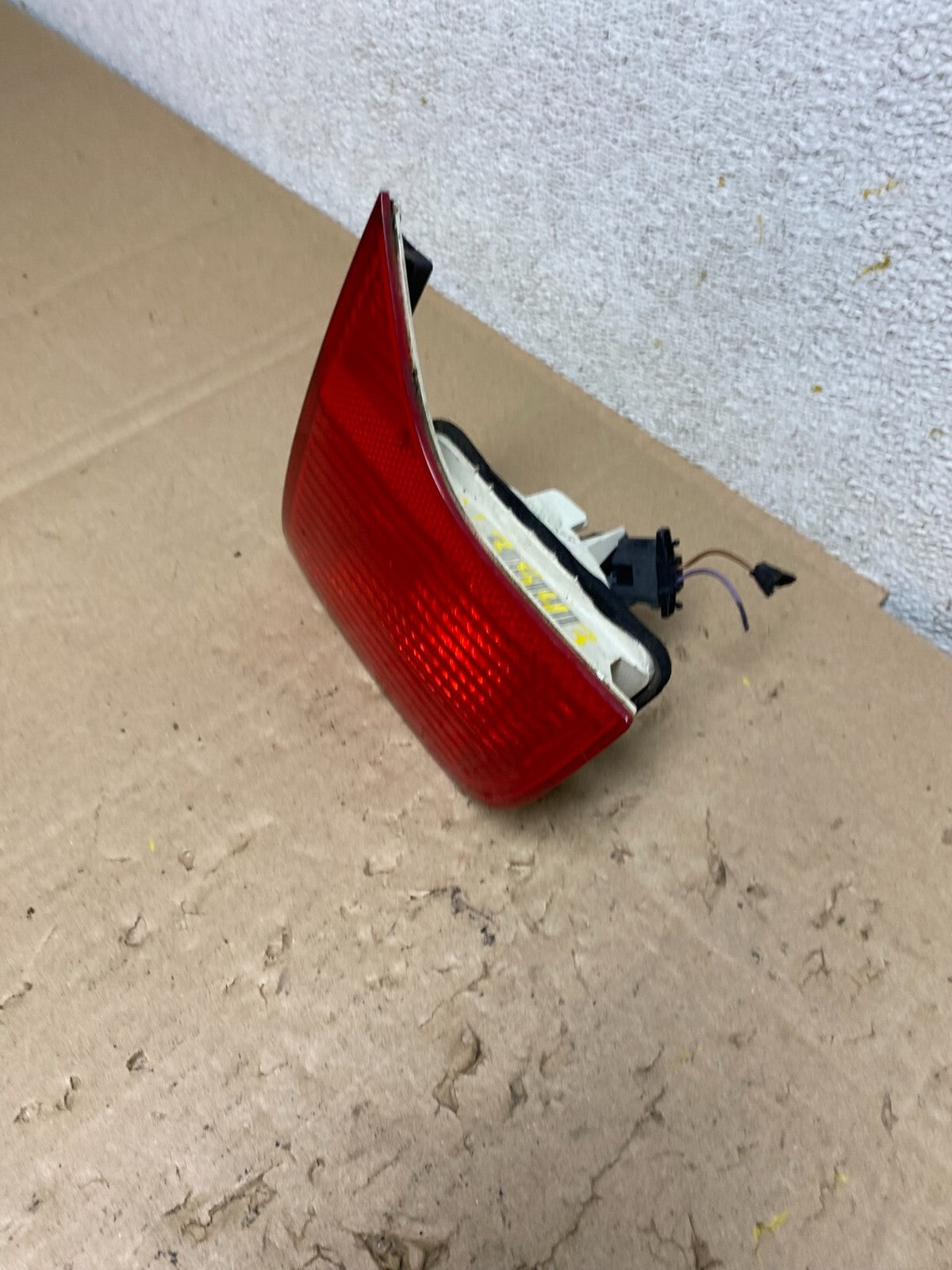 2004-2008 Audi A4 Sedan Right Passenger RH Side Inner Tail Light N3543 DW1