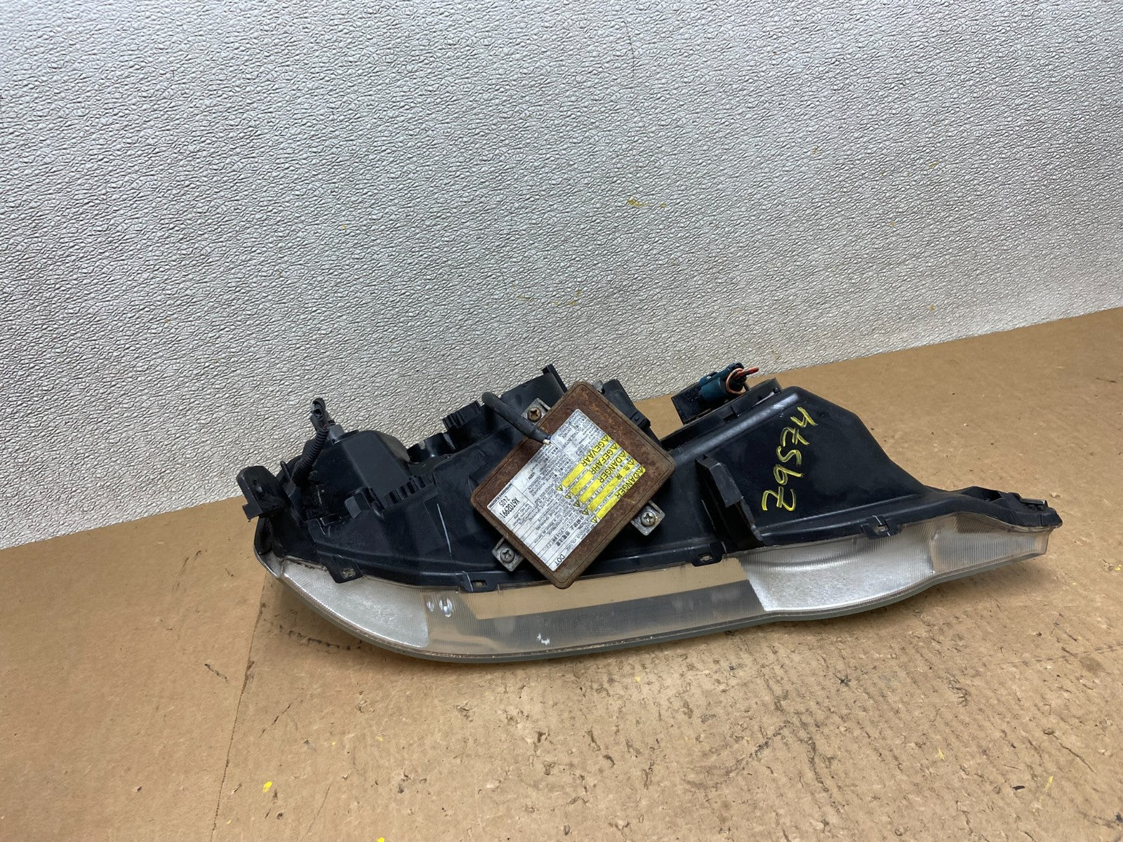 2002 to 2003 Acura TL Driver Left LH Side HID Xenon Headlight OEM Z9574 DW8
