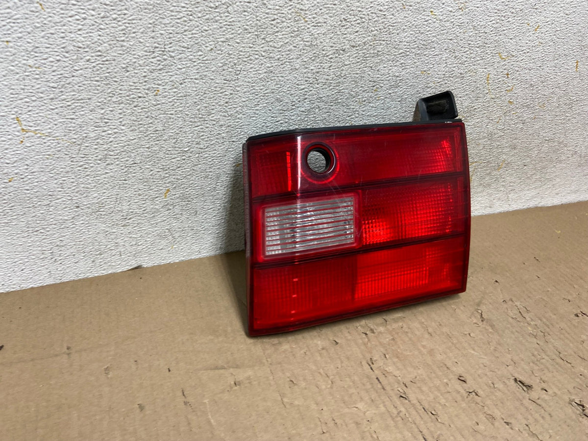 1995 to 1997 Lexus LS400 Right Passenger RH Side Inner Tail Light AH5941 LK1