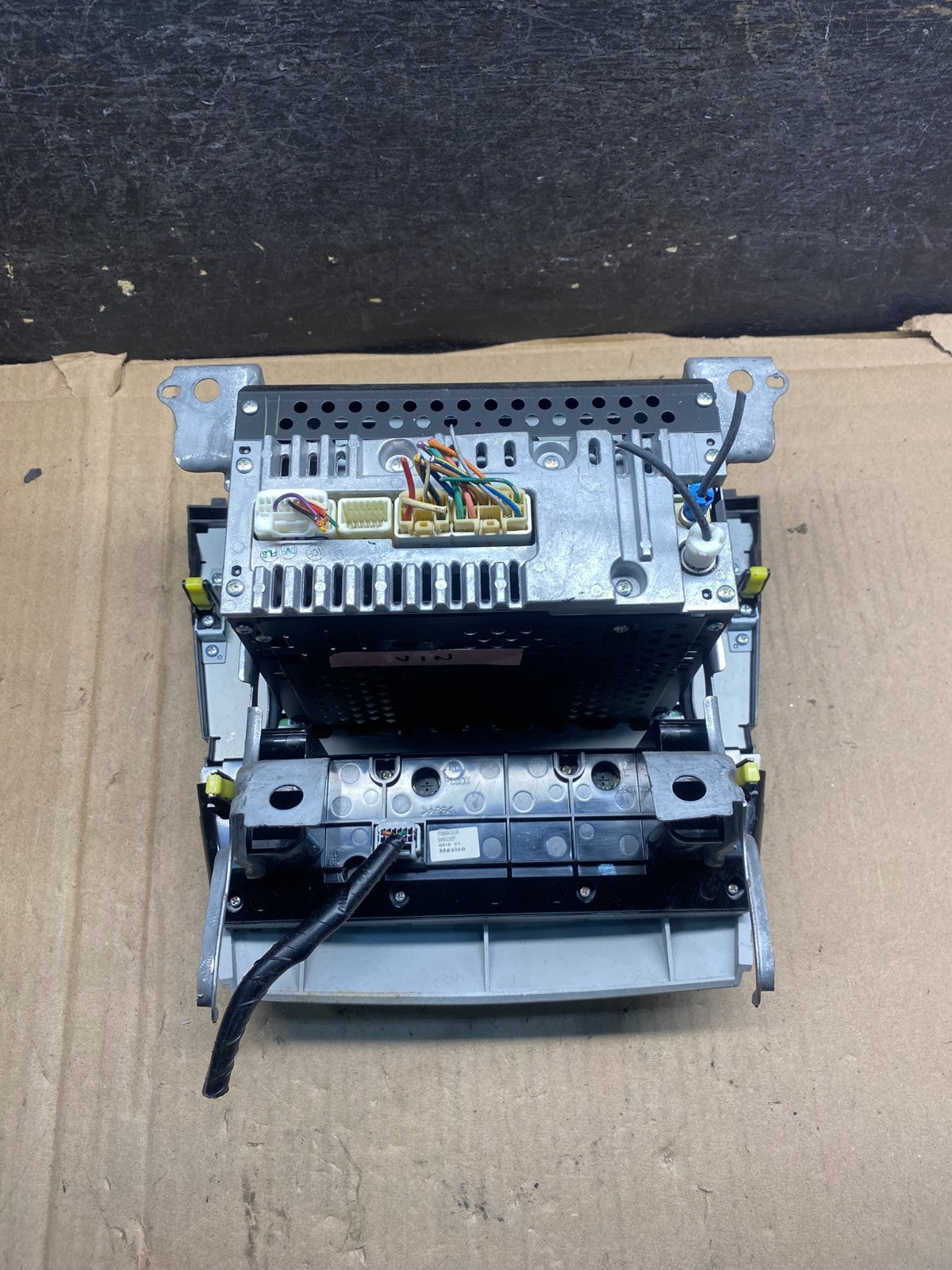 2007 to 2009 Toyota Camry Radio CD Player Climate Control Bezel AJ0549 DG5