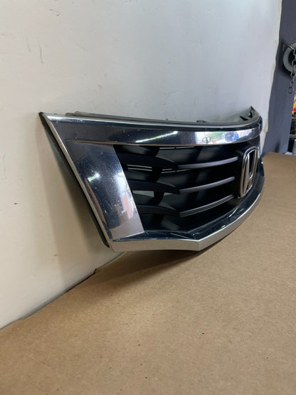 2008 2009 2010 Honda Accord Sedan Front Upper Grill Grille AF8552 DG2