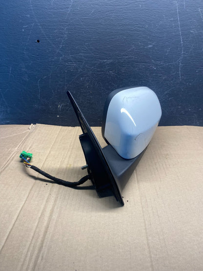 2007 to 2014 Volvo XC90 Left Driver View Door Trn Signal Mirror AE2170 DW1