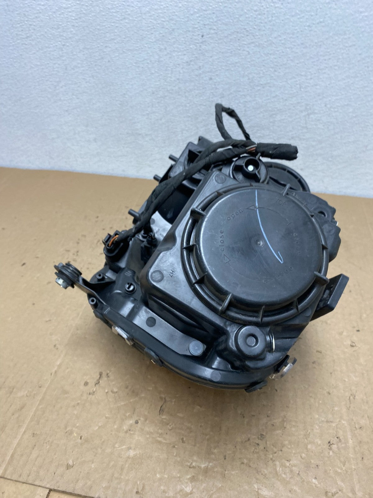 Halogen 2006-2009 Mercedes-Benz ML Class Right Passenger Headlight AC6005 DW5