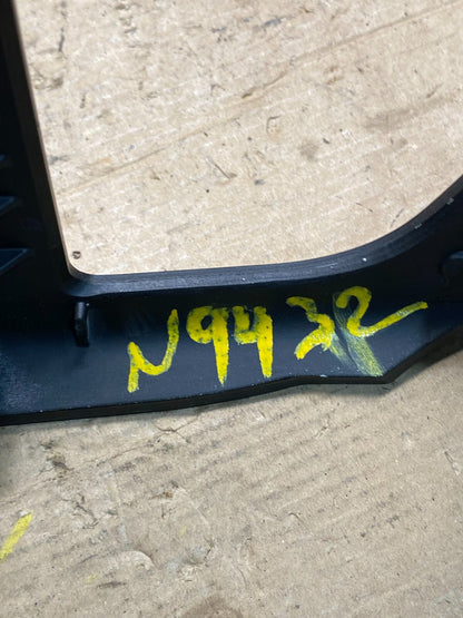 2014-2017 Maserati Ghibli Center Console Shifter Cup Holder Trim Bezel N9432 DG7