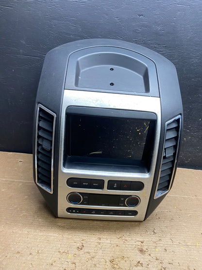 2007 - 2010 Ford Edge Heater Climate Control Radio Control Dash Bezel w3203 DG0