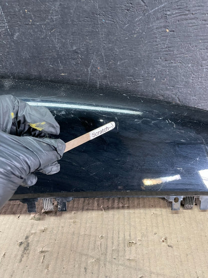 2007 to 2014 Cadillac Escalade Right Rear Upper Quarter Panel Molding I7669  DG4
