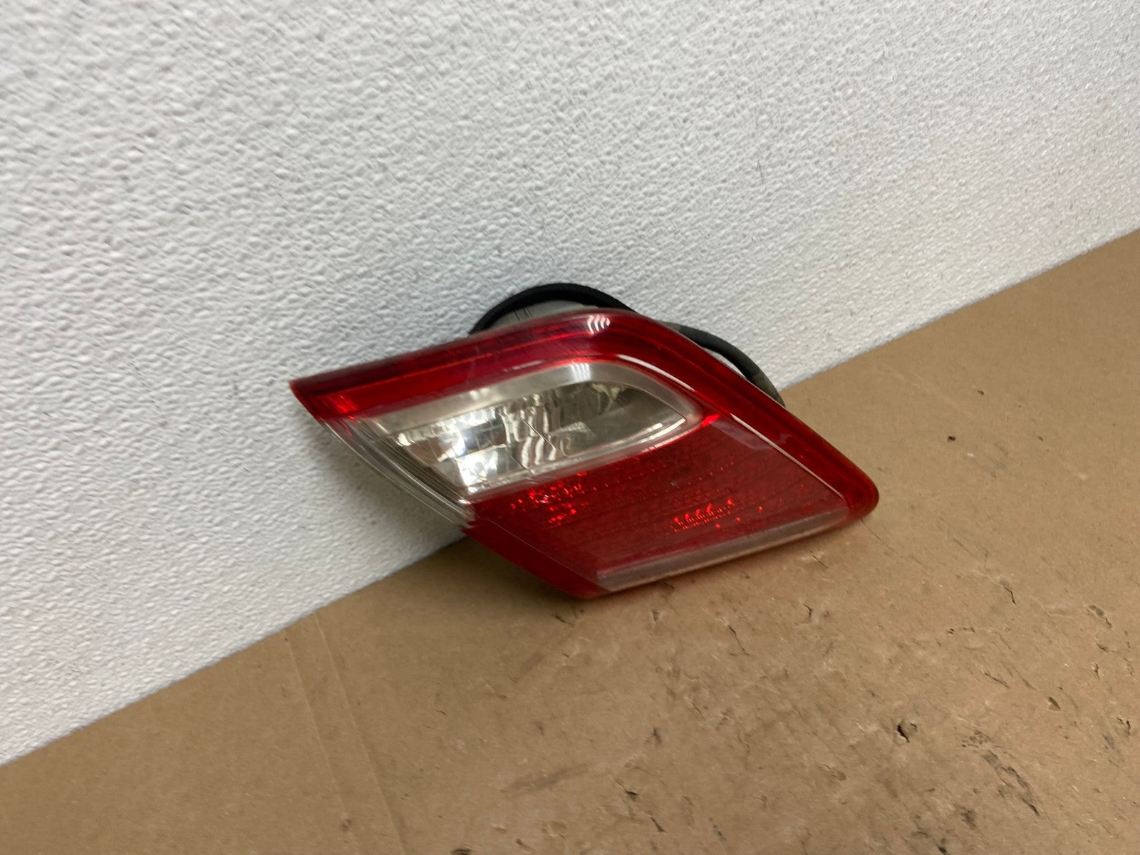 2007 2008 2009 Toyota Camry Left Driver Tail Light Trunk Lid inner OEM AB6940 LK2
