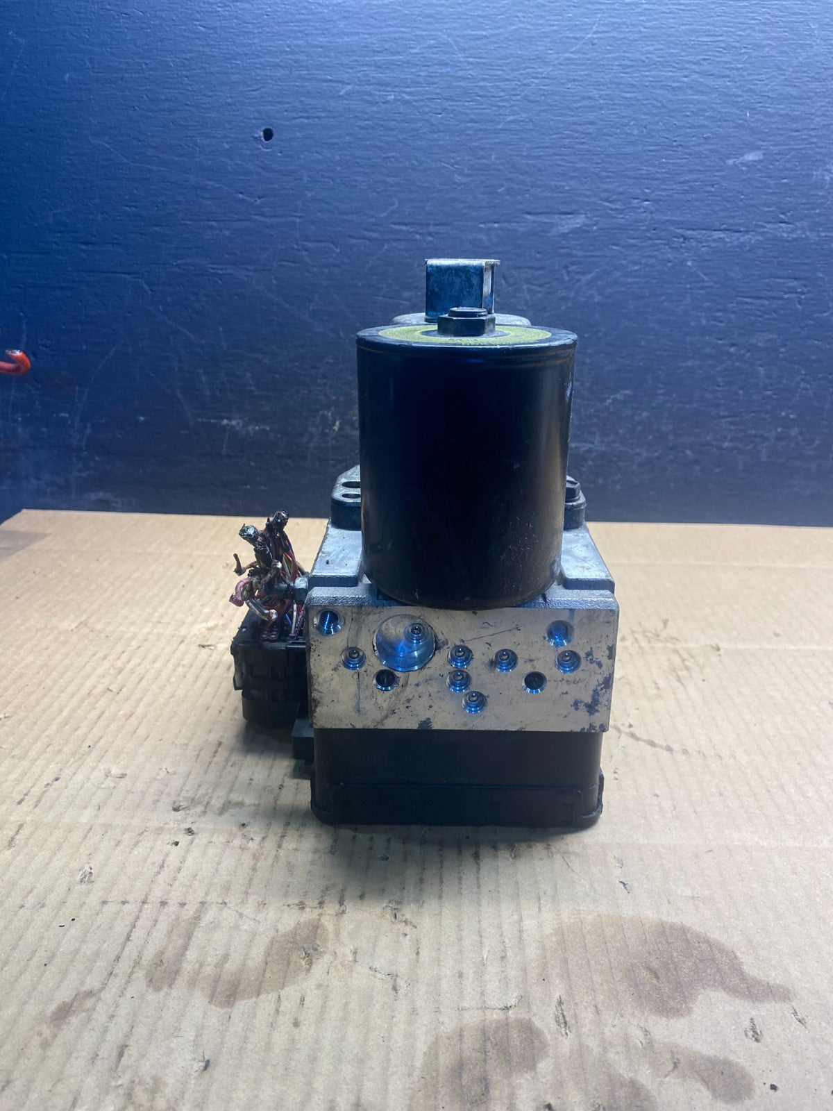 2004 - 2009 Toyota Prius ABS Brake Pump Anti Lock Module AD0473 DW4