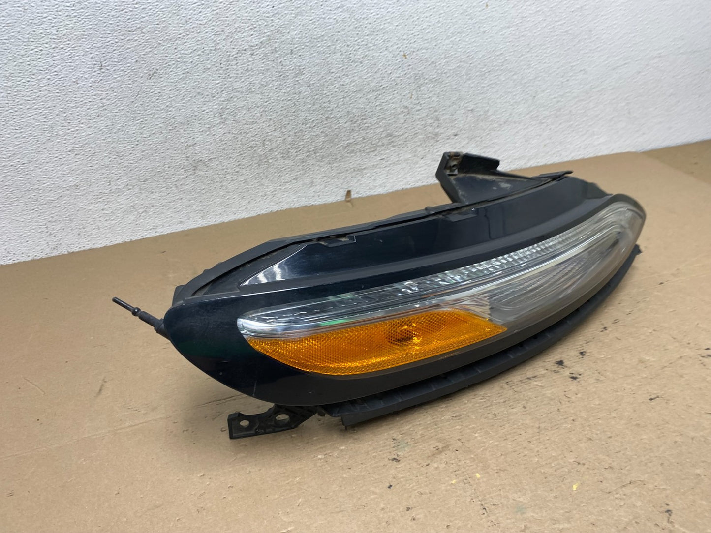 2014 - 2018 Jeep Cherokee Right Passenger RH Side LED Headlight AF5030 DW2