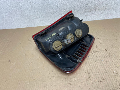 1999-2004 Jeep Grand Cherokee WJ Right Passenger Rh Tail Light AE9835 LK6