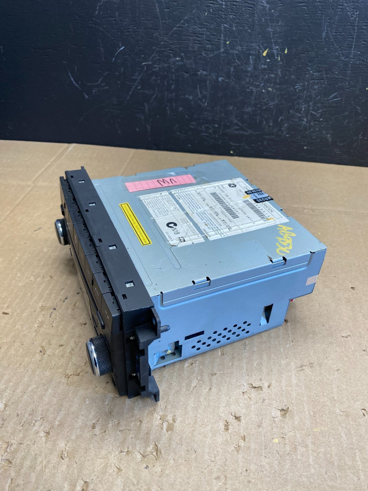 2013-2017 Jeep Patriot AM FM CD Player Radio Receiver 05064951AI AB95302