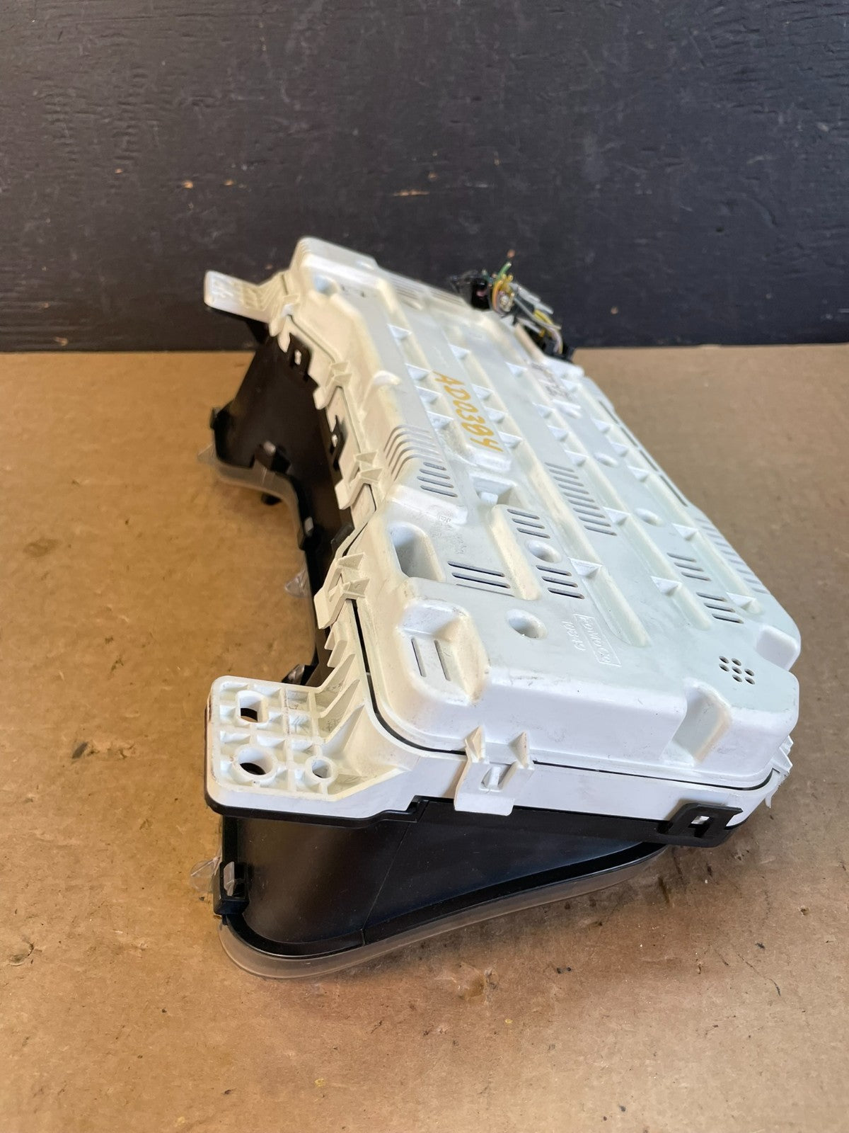 2011 to 2013 Ford E150 E250 E350 VAN Gauge Speedometer Cluster AD0384 DG5