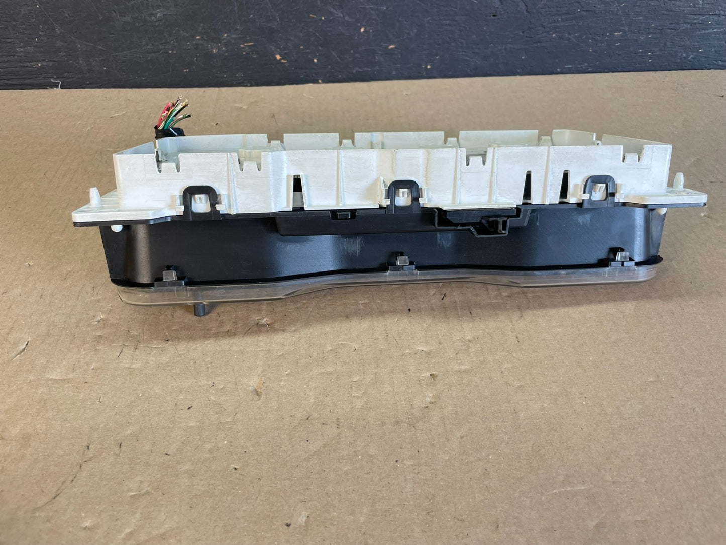 2009 to 2011 Mercury Grand Marquis Speedometer Cluster Gauge ae3304 DG4