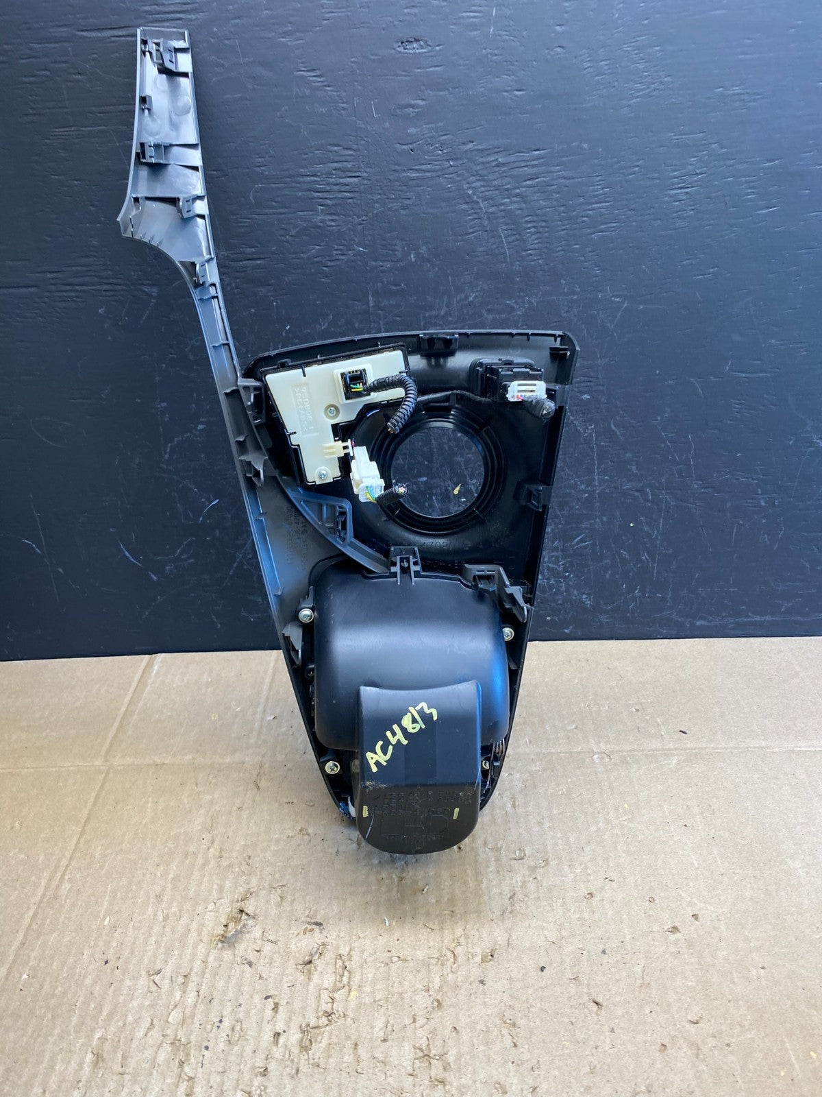 2010 to 2015 Toyota Prius 1.8L Gear Shifter Trim Panel Cover Bezel AC4813 G4