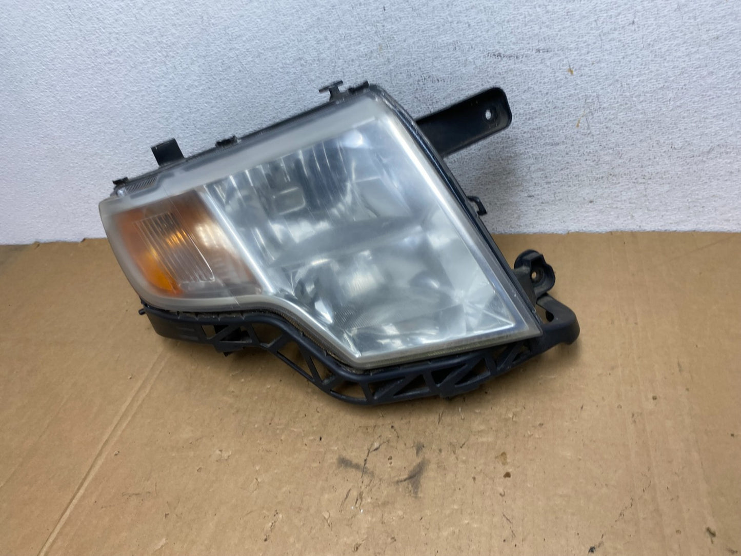 2007 to 2010 Ford Edge Right Passenger RH Halogen Headlight AD2798 DW1