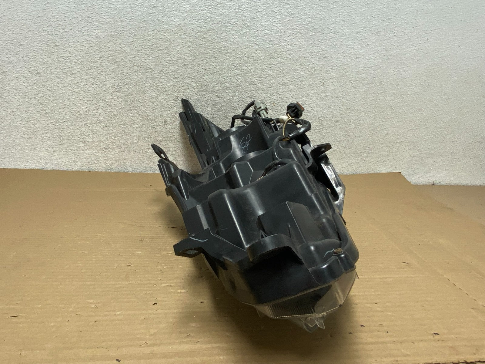 2016 - 2018 Nissan Altima Right Passenger RH Halogen Headlight AG8952 DW6