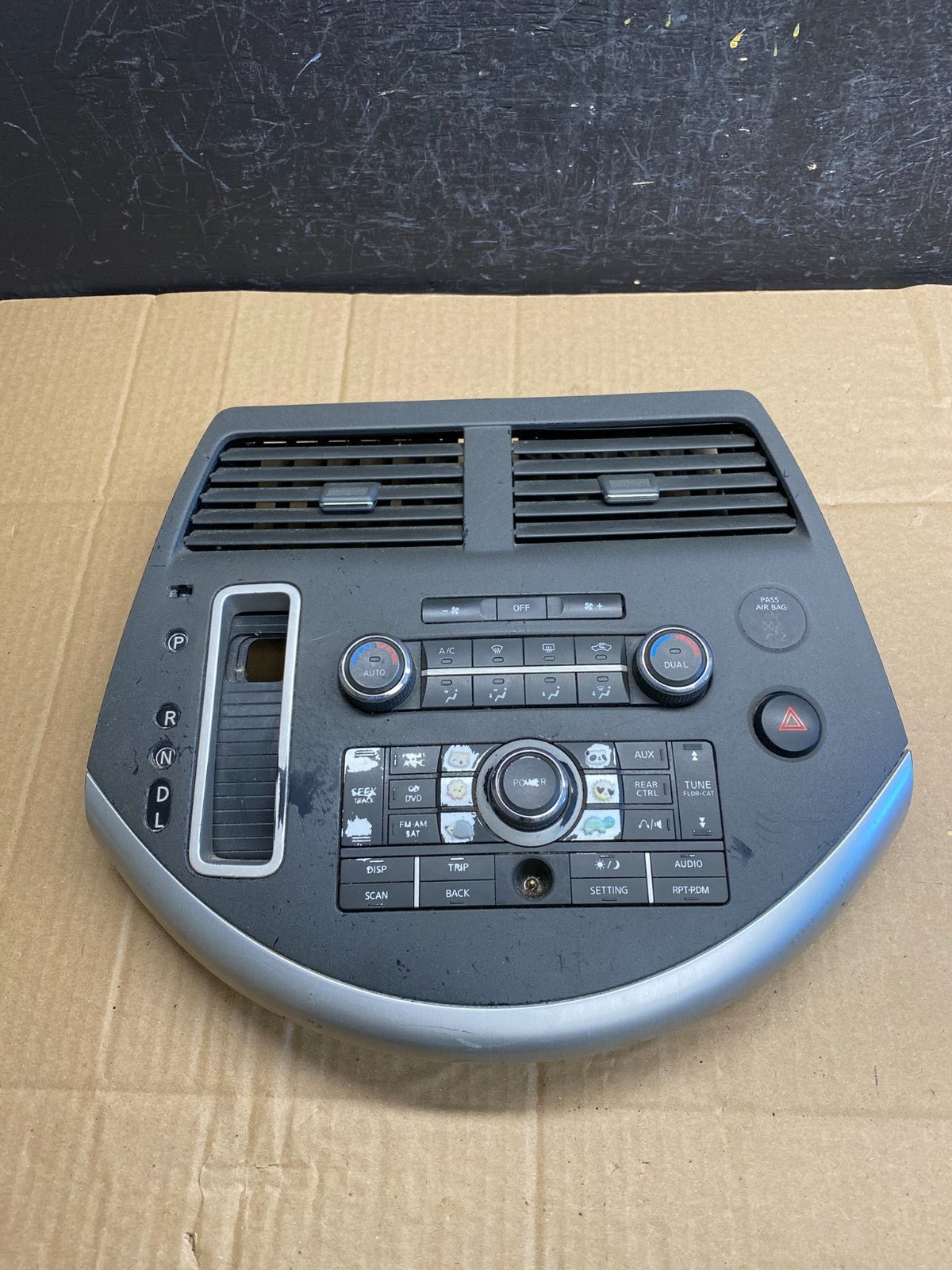2007 to 2009 Nissan Quest Radio Shifter Climate Control Panel Bezel Oe AC9314 DG0