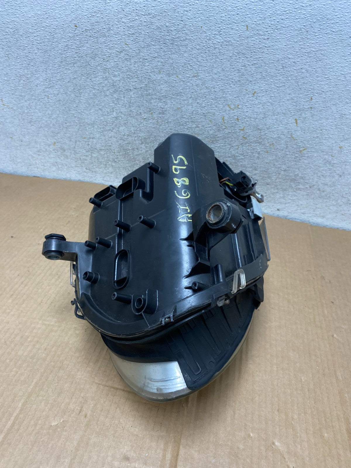 Halogen 2006 2010 Mercedes W251 R-Class Left Driver LH Headlight AI6895 DW7