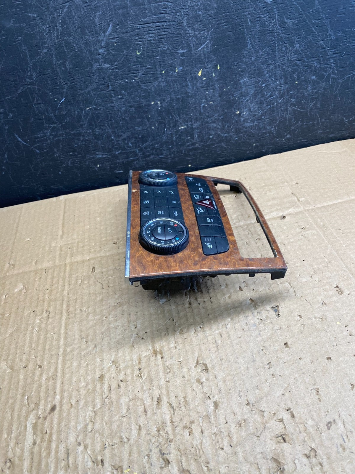 2007-2012 Mercedes X164 GL350 GL450 Climate Control Bezel Wood Switch AC9643 DG1