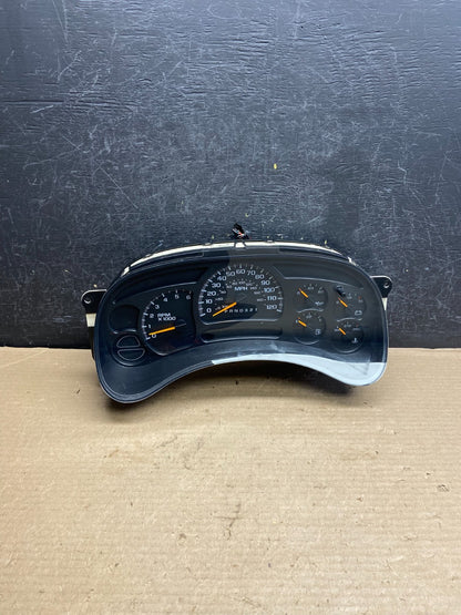 2003 to 2006 Chevrolet Avalanche Speedometer Instrument Cluster ah3757 DG0