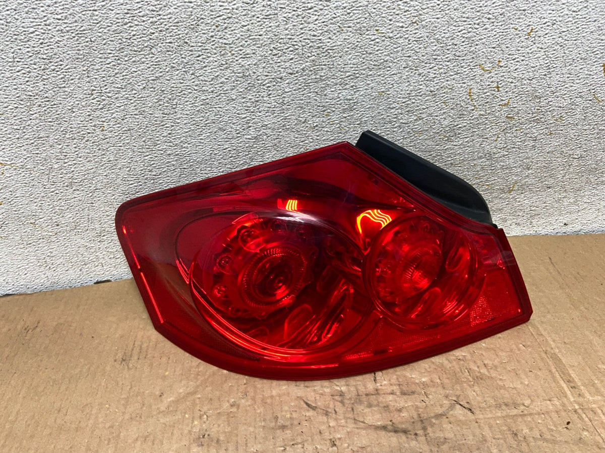 2007 to 2013 Infiniti G35 G37 Sedan Left Driver LH Side Tail Light AI7850 LK0