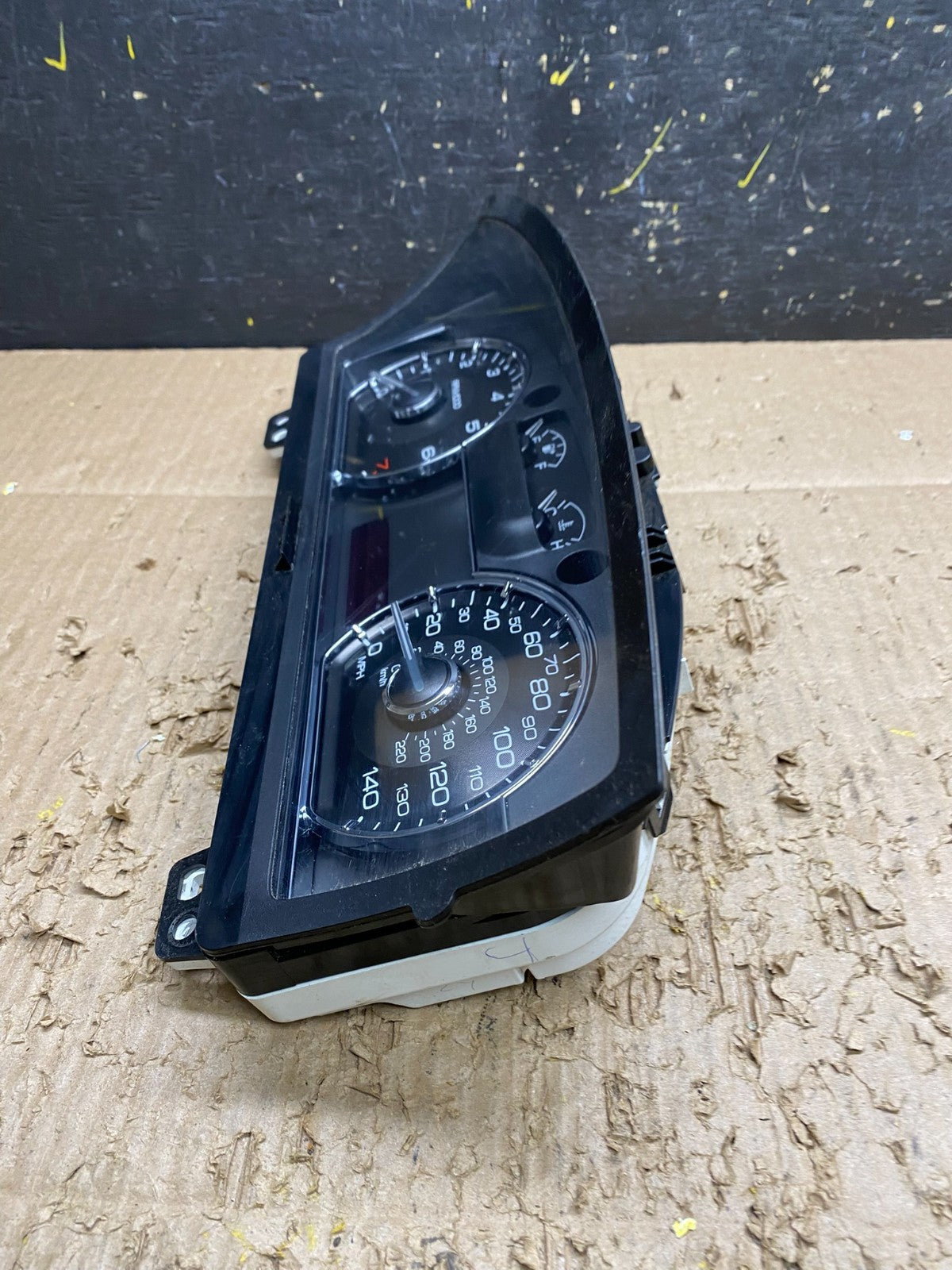 2009 Lincoln MKS Speedometer Instrument Gauge Cluster v7385 DG5