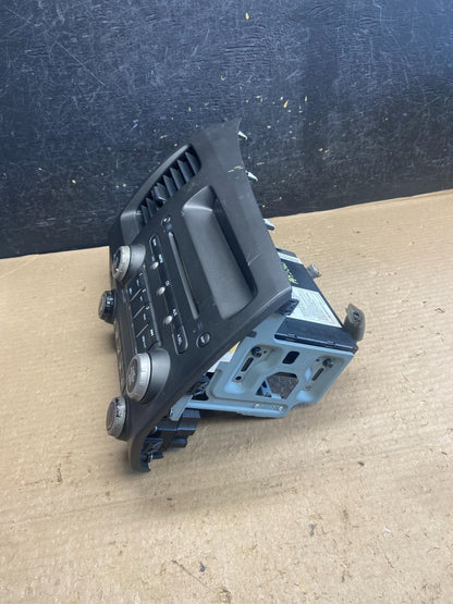 2006 - 2011 Honda Civic Radio AM/FM Climate Control Air Vent Bezel ah5303 DG2