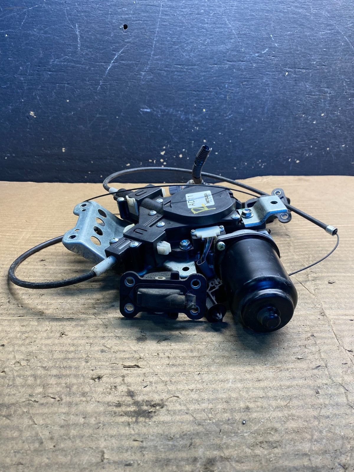 2005 - 2010 Honda Odyssey Rear Right Sliding Door Lock Actuator Motor AA7233 DG2