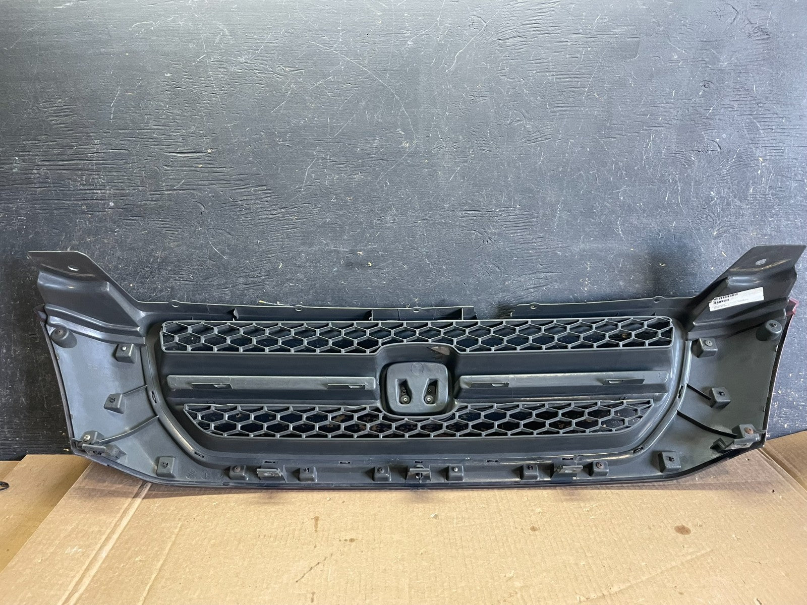 2003 2004 2005 Honda Pilot Front Upper Grill Grille Oem AB2996  DG8