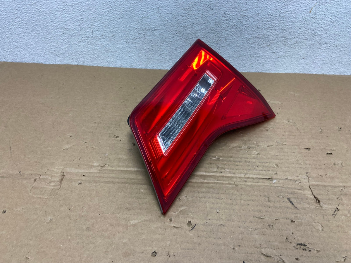 2007 2008 2009 Acura Mdx Right Passenger Rh Side Inner Tail Light AD3994 LK2