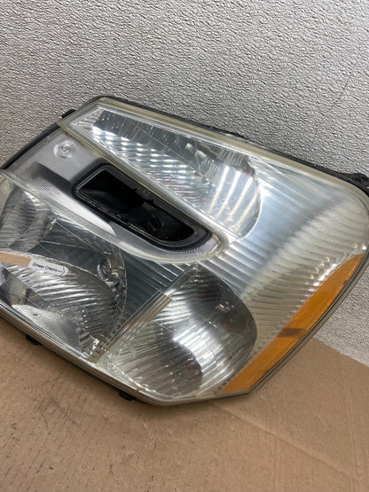2005 to 2009 Chevrolet Equinox Left Driver LH Halogen Headlight Y1027 DW4