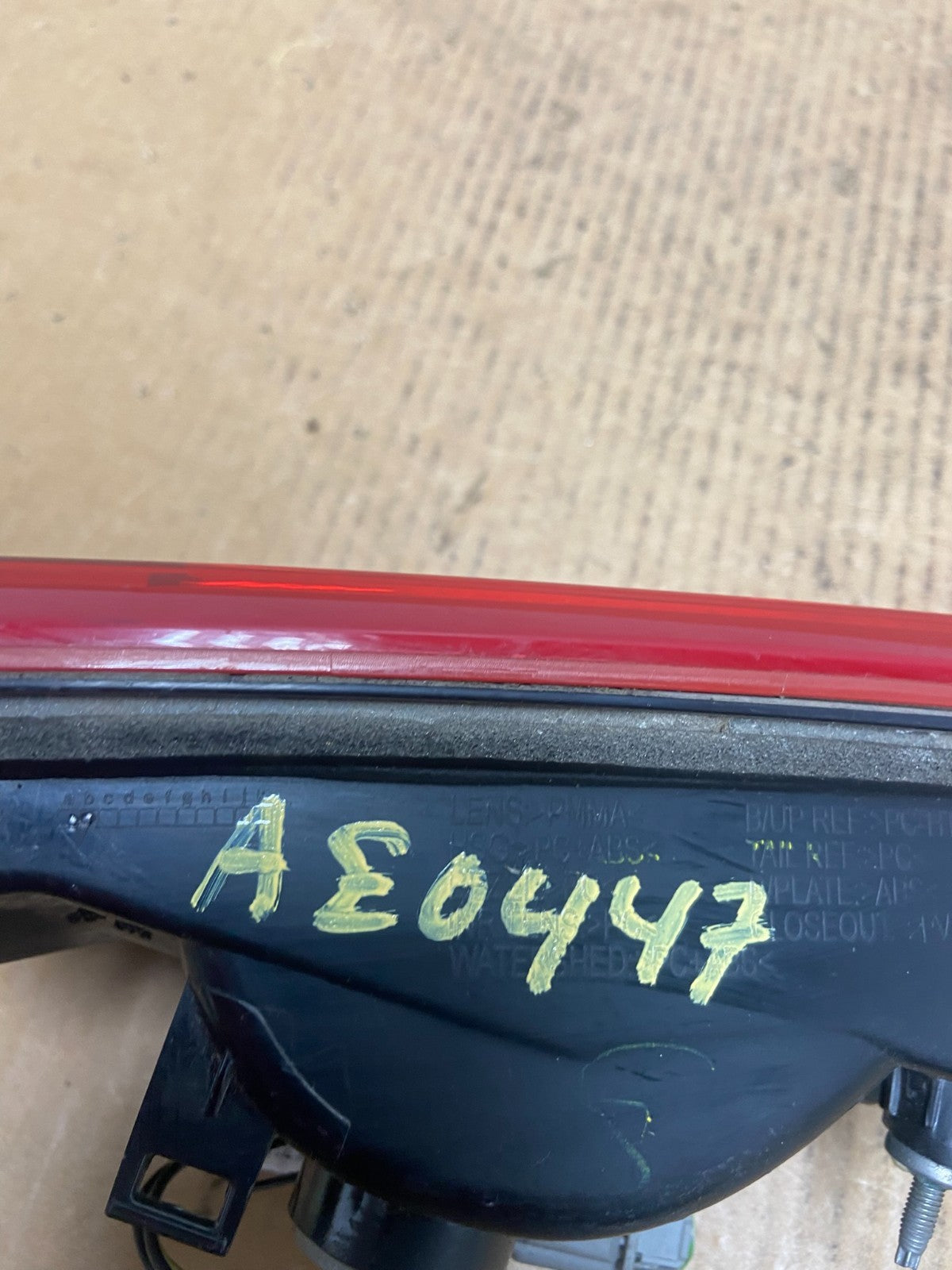2016 - 2019 Chevrolet Malibu Right Passenger RH Inner Tail Light AE0447 DG7