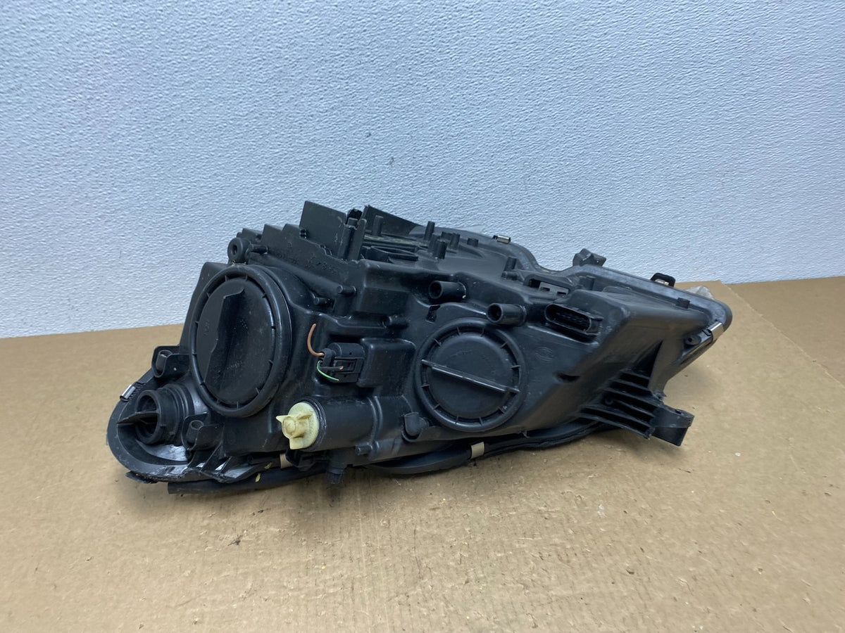 2006 - 2011 Mercedes W219 CLS500 Right Passenger Halogen Headlight AC1373 DW8